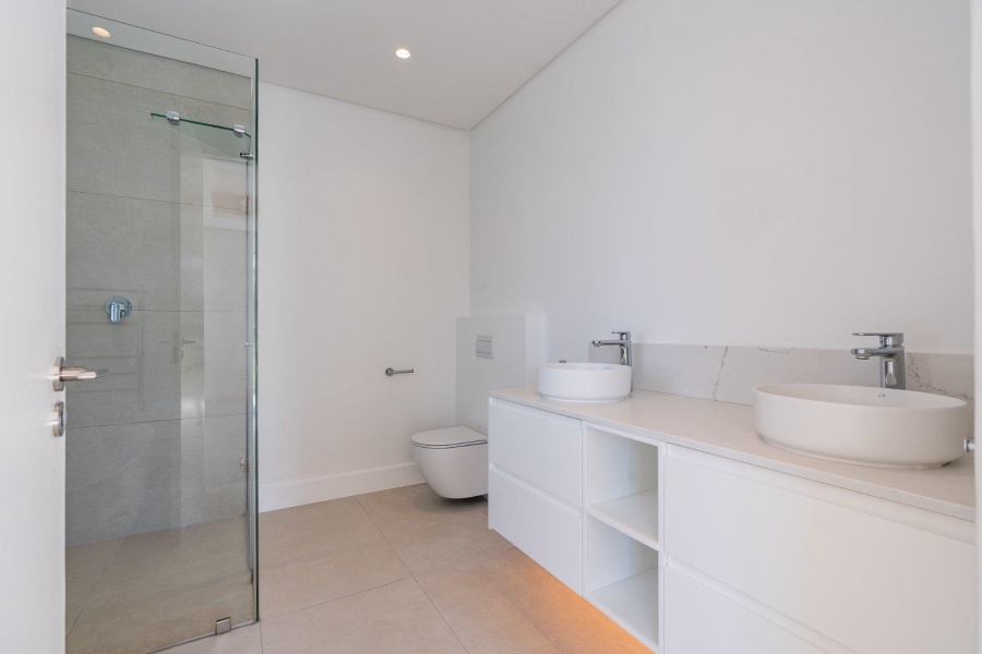 2 Bedroom Property for Sale in Oranjezicht Western Cape